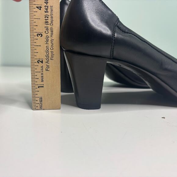 AGL Black Patent Leather Cap Toe Block Heel Pump 39.5 - Picture 9 of 10